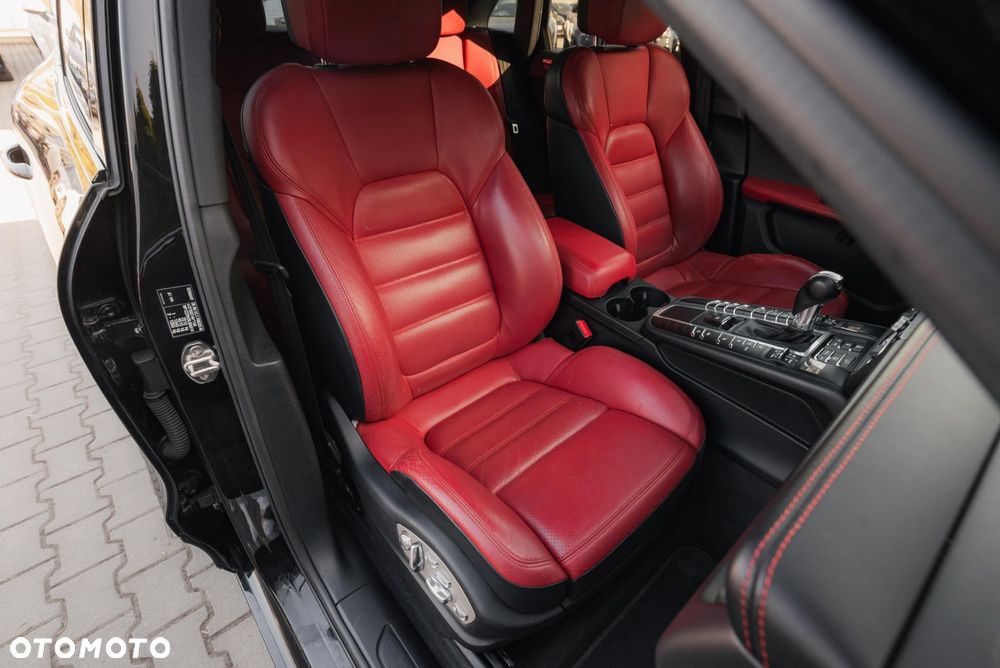 Porsche Macan Standard - 16