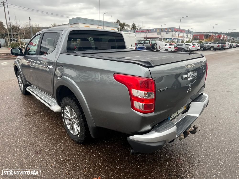 Mitsubishi Strakar 4x4 IVA Dedutível - 3