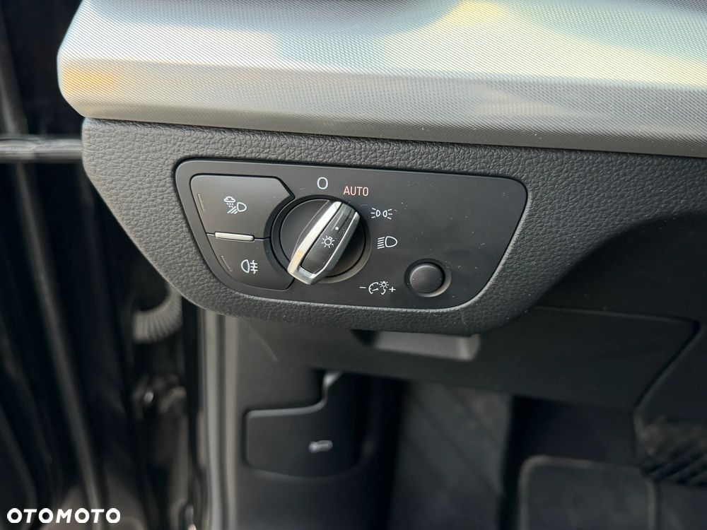 Audi Q5 Sportback 40 TDI mHEV Quattro Advanced S tronic - 28