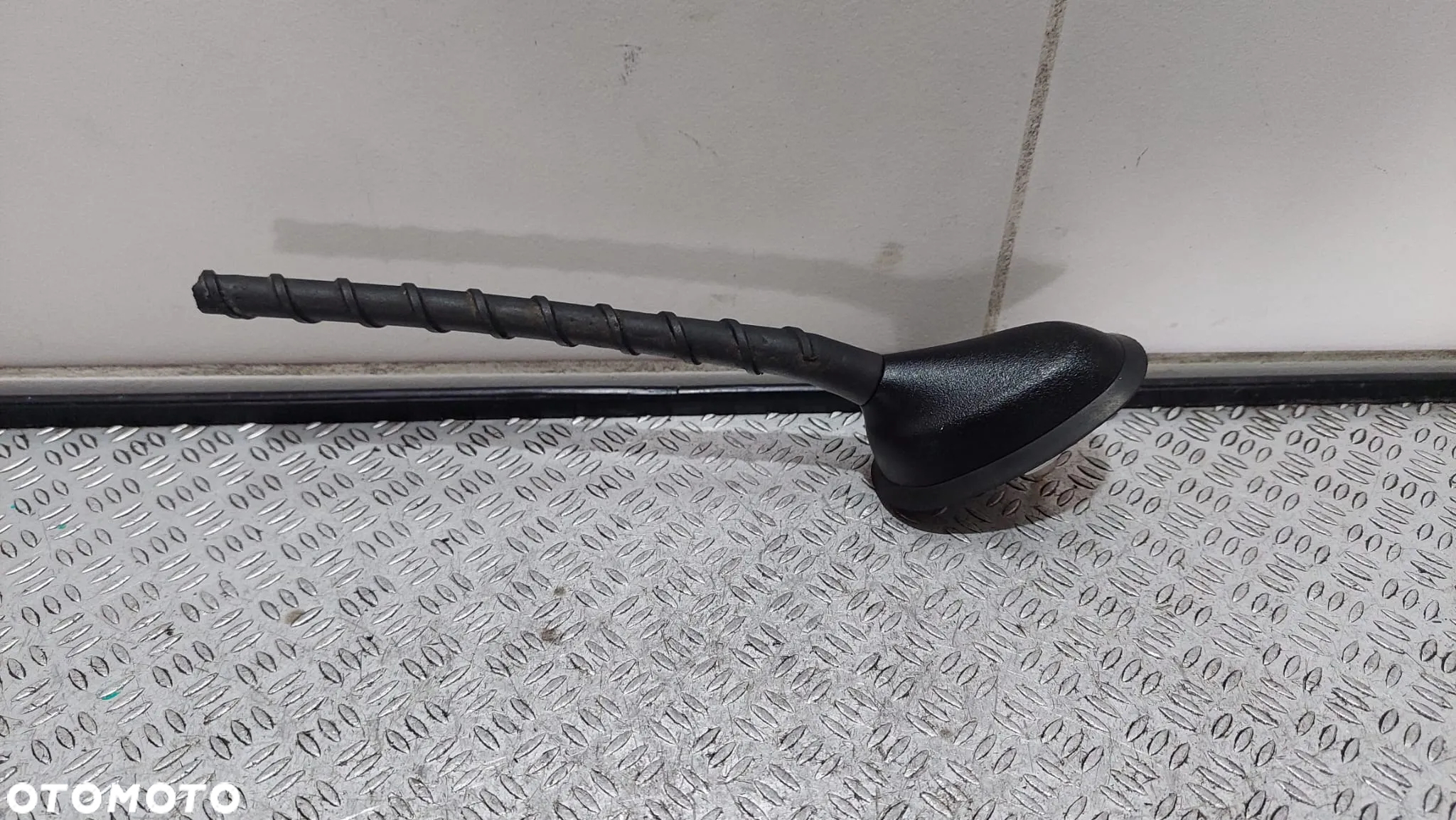 Antena dachowa Hyundai i 30 2016 kombi nr 96200A5000 - 3