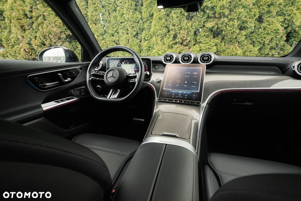 Mercedes-Benz GLC - 16