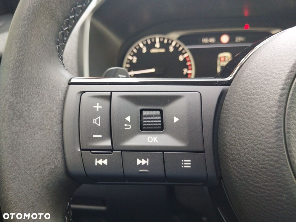 Nissan Qashqai 1.3 DIG-T MHEV Acenta Xtronic - 21