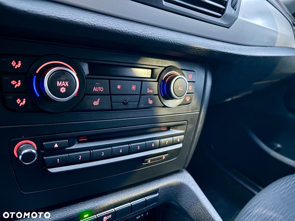 BMW X1 sDrive18i - 6