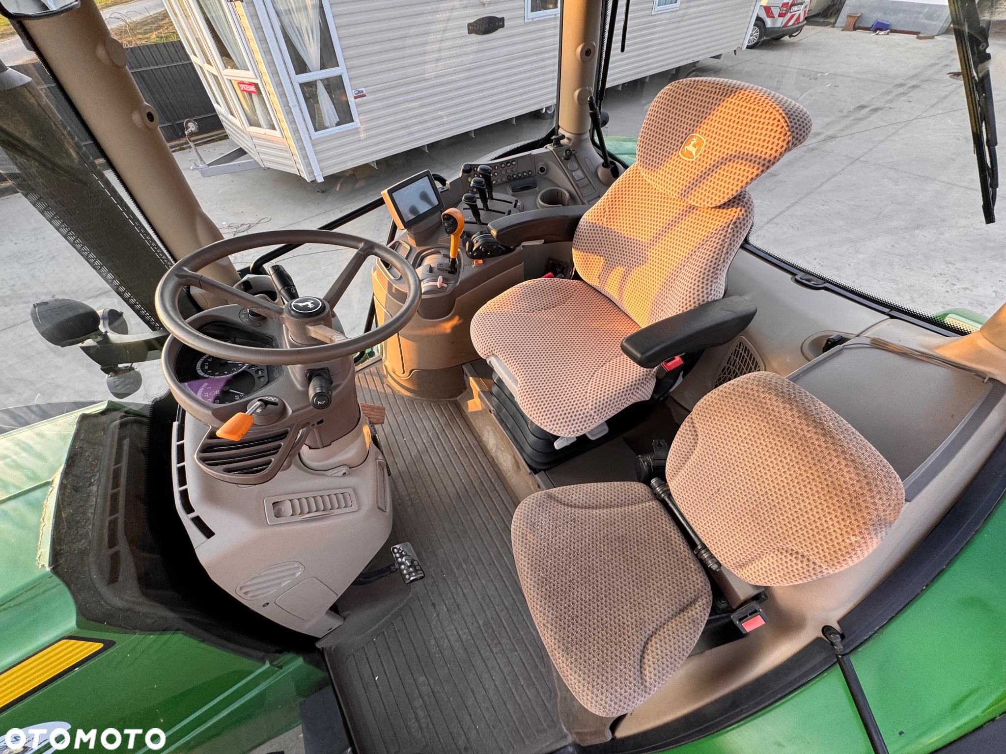 John Deere 6190 R - 4