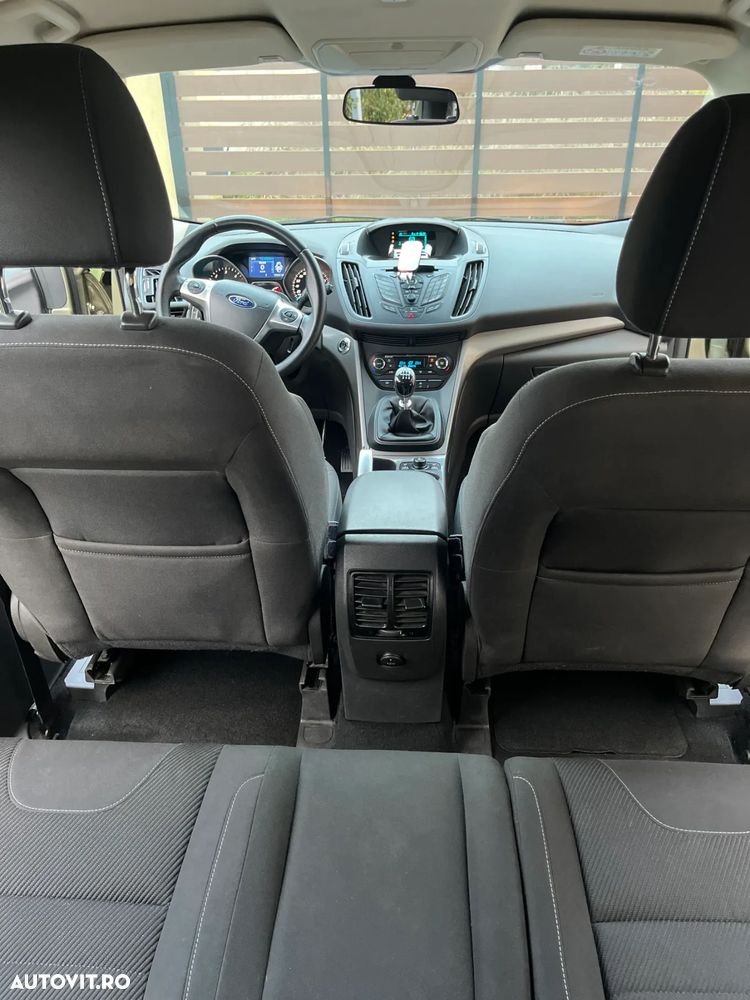 Ford Kuga 2.0 TDCi 4WD Trend - 14