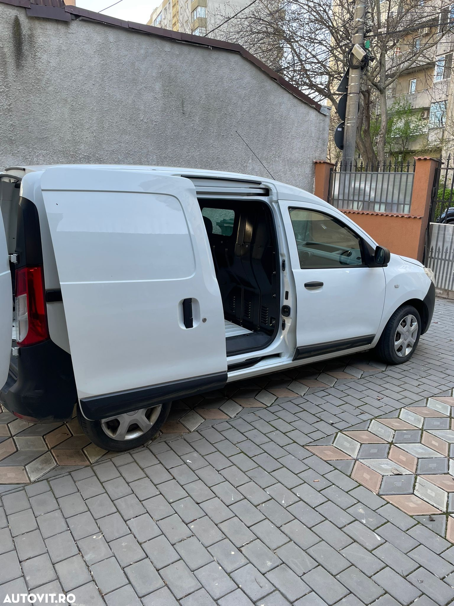 Dacia Dokker - 9