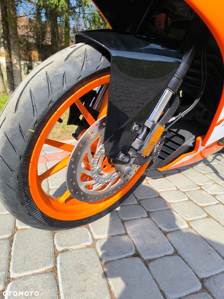 KTM RC 125 - 13