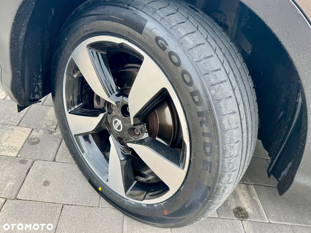 Nissan Qashqai - 23