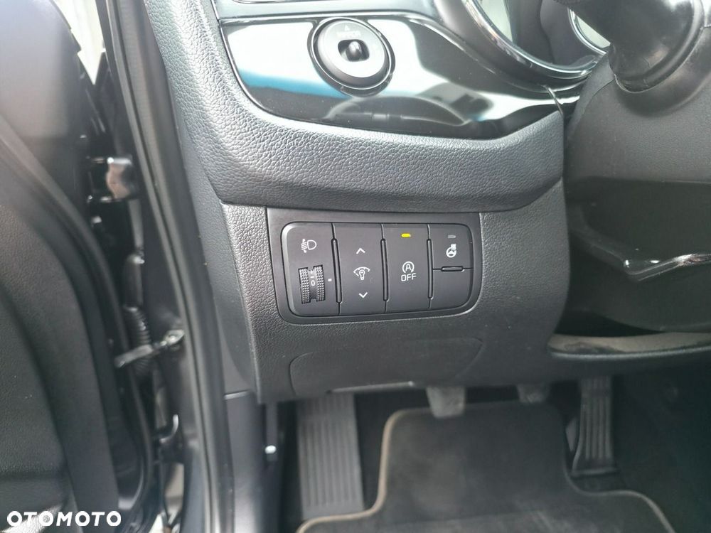 Kia Ceed - 23