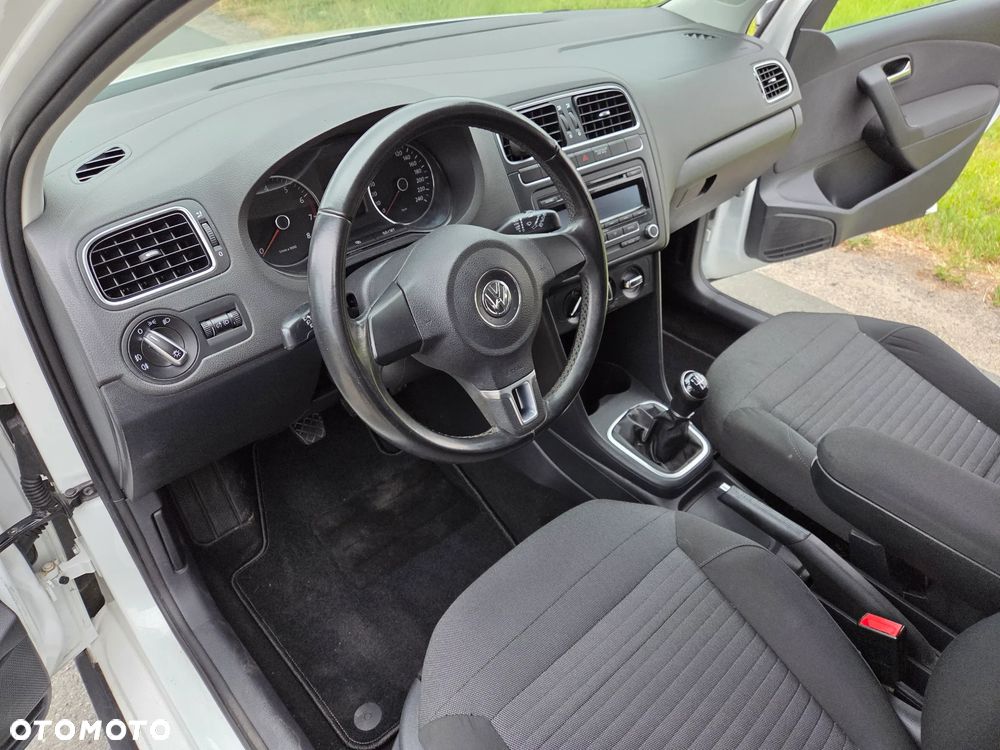 Volkswagen Polo Cross - 14