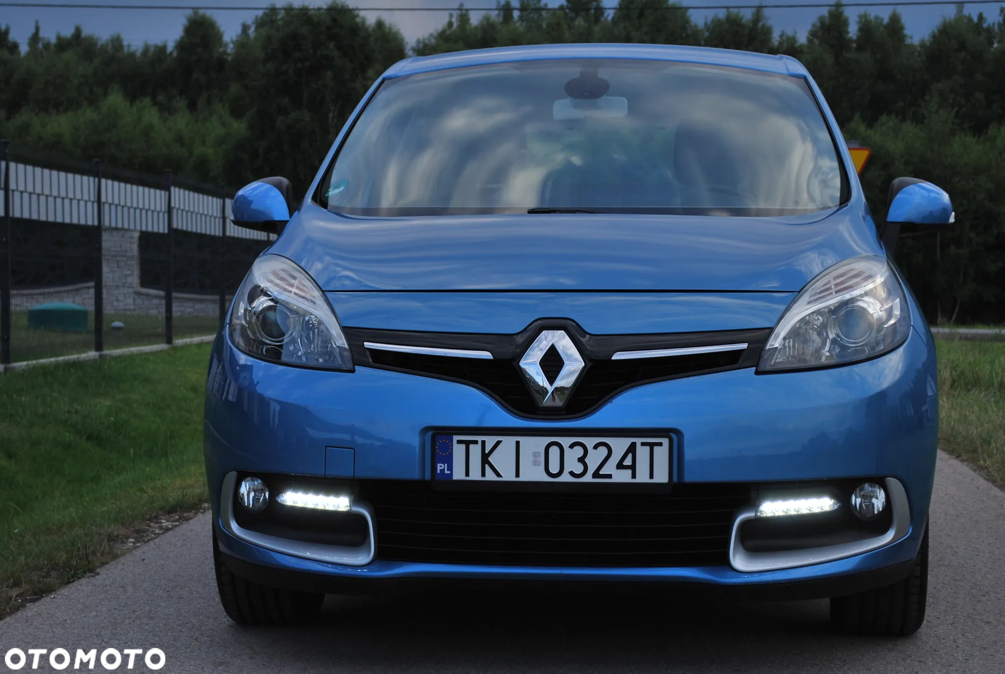 Renault Scenic 1.6 16V 110 LIMITED - 10