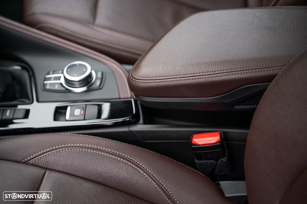 BMW X1 xDrive25e xLine - 19