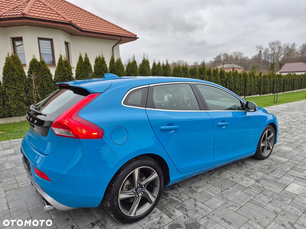 Volvo V40 D2 R Design - 21
