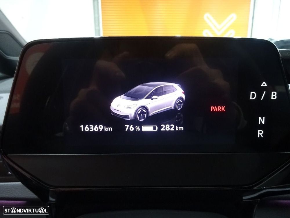 VW ID.3 Pro Performance - 13