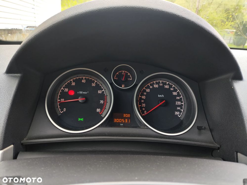 Opel Astra 1.6 - 14