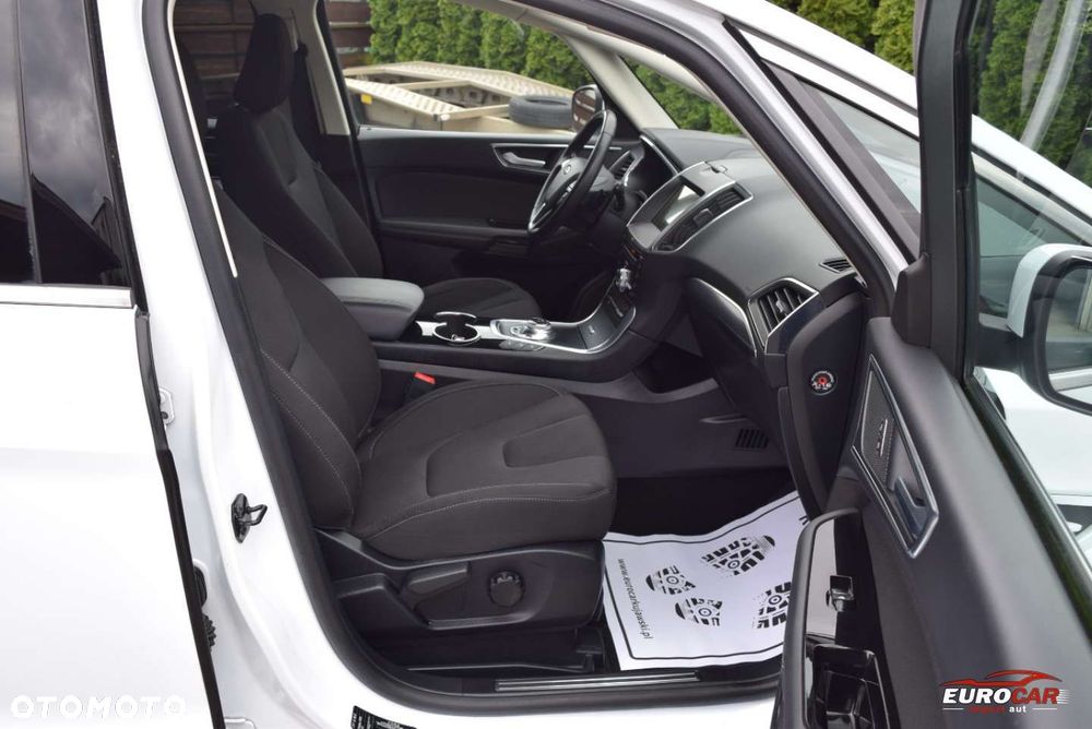 Ford S-Max - 16