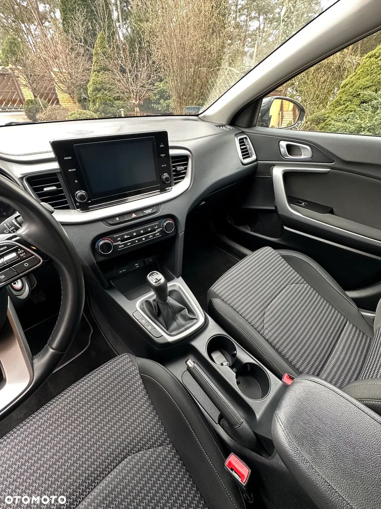 Kia XCeed 1.5 T-GDI M - 7