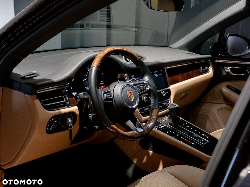 Porsche Macan Standard - 16