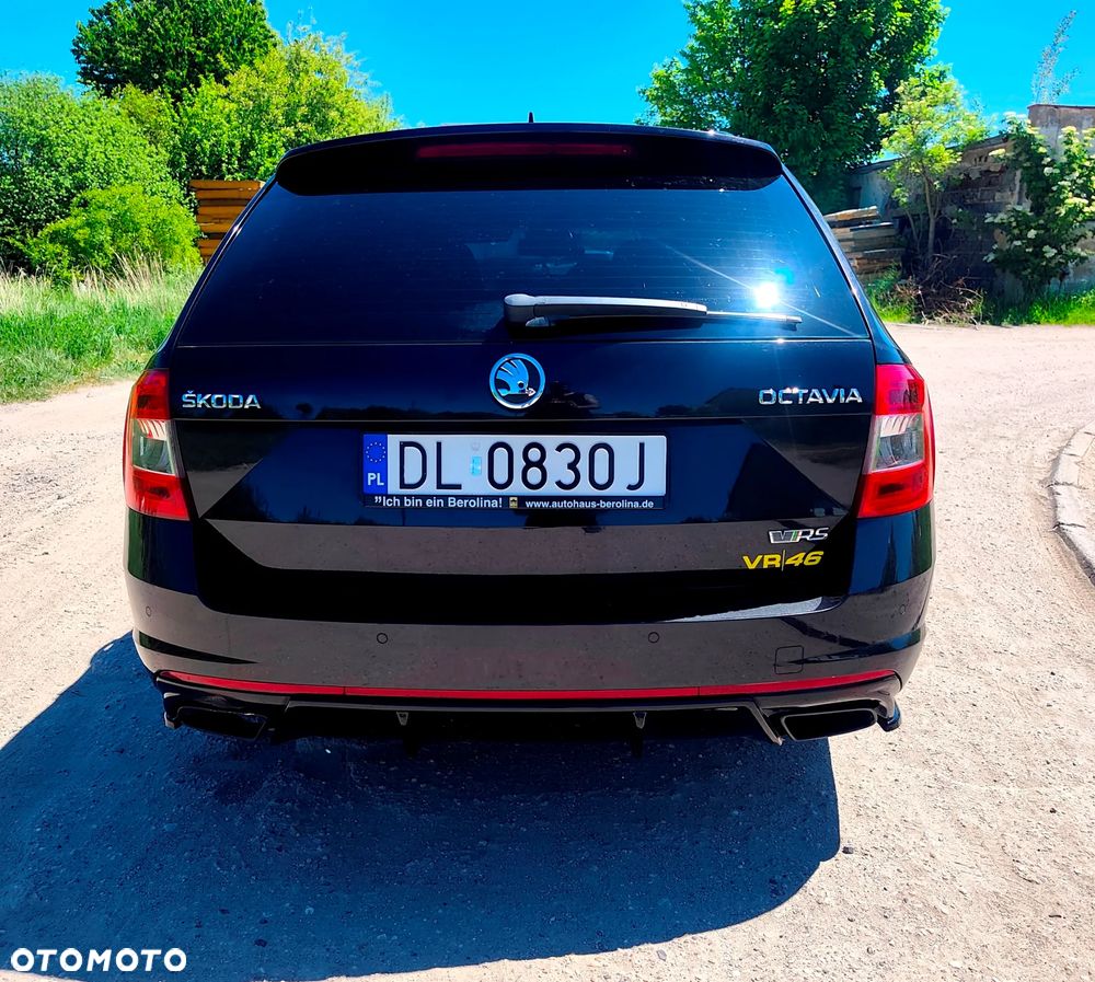 Skoda Octavia 2.0 TDI (Green tec) DSG RS - 31