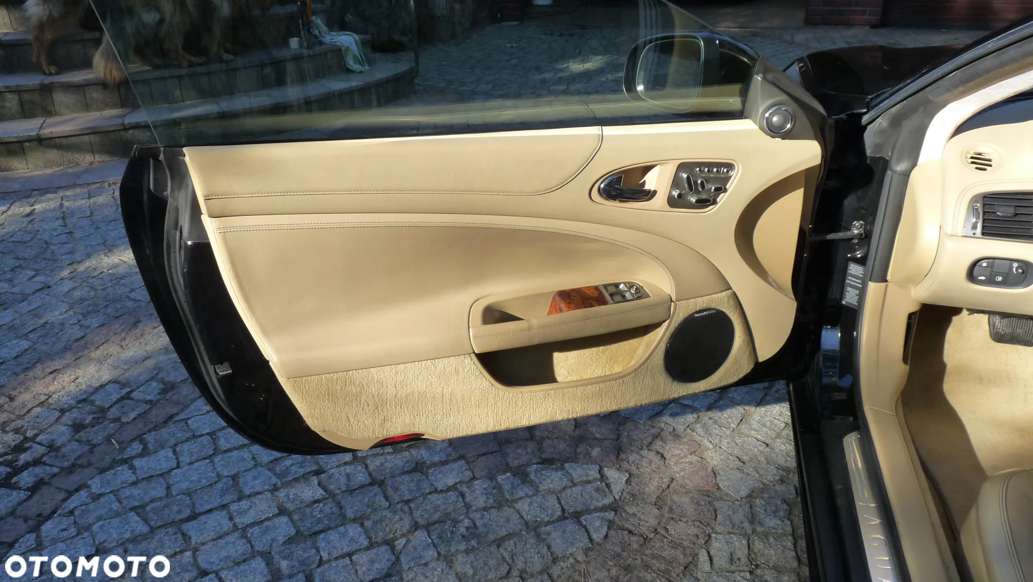 Jaguar XK 5.0 Coupe Portfolio - 18