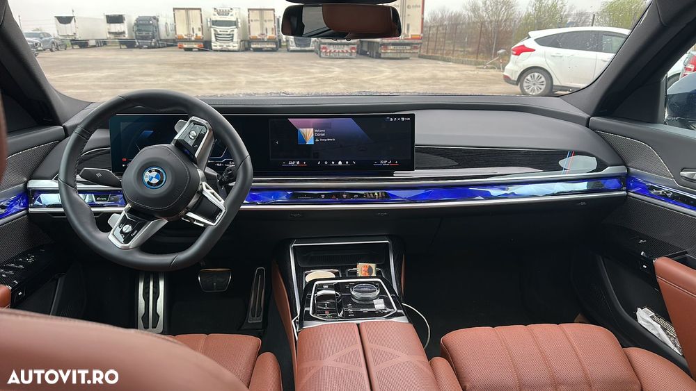 BMW Seria 7 740Li xDrive - 5