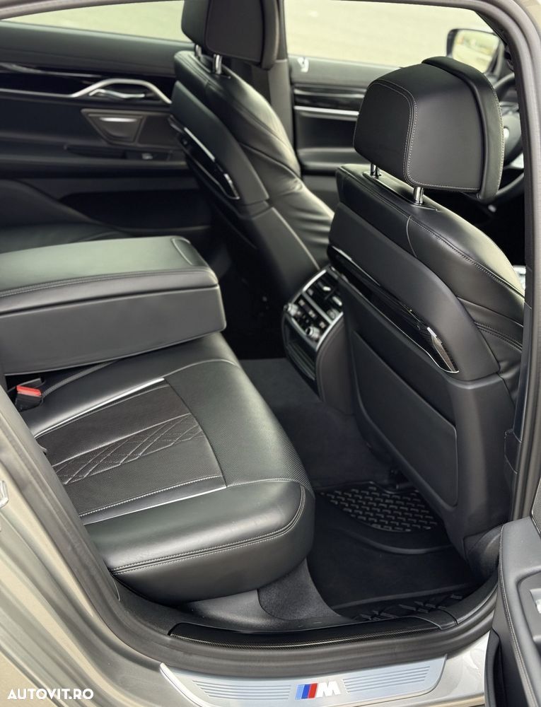 BMW Seria 7 - 7
