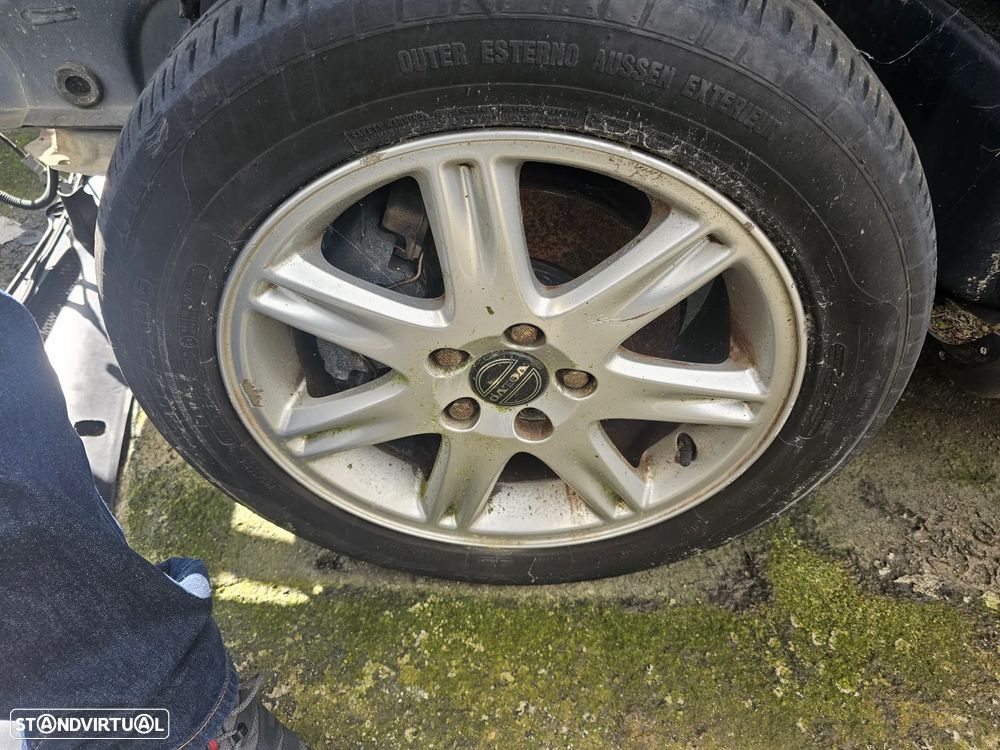Volvo S60 2.4 D5 Nivel 1 - 16
