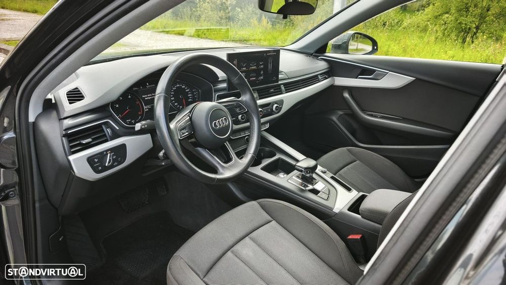 Audi A4 Avant 30 TDI S tronic - 26