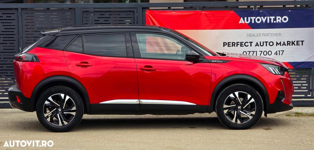 Peugeot 2008 PureTech 130 EAT8 GT - 5
