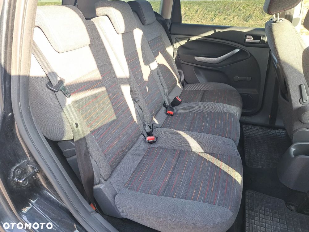 Ford Focus C-Max - 15