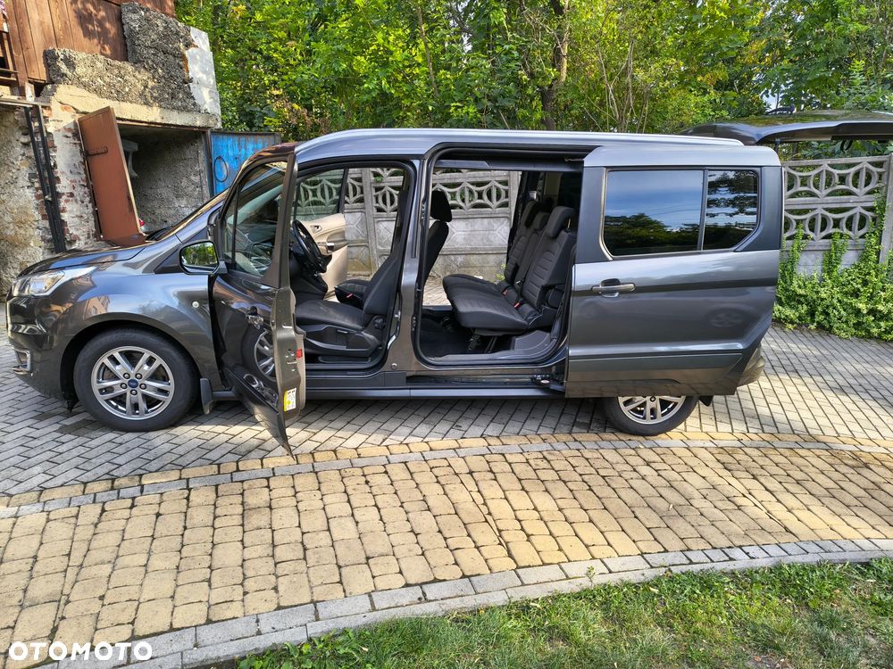 Ford Tourneo Connect Grand - 5