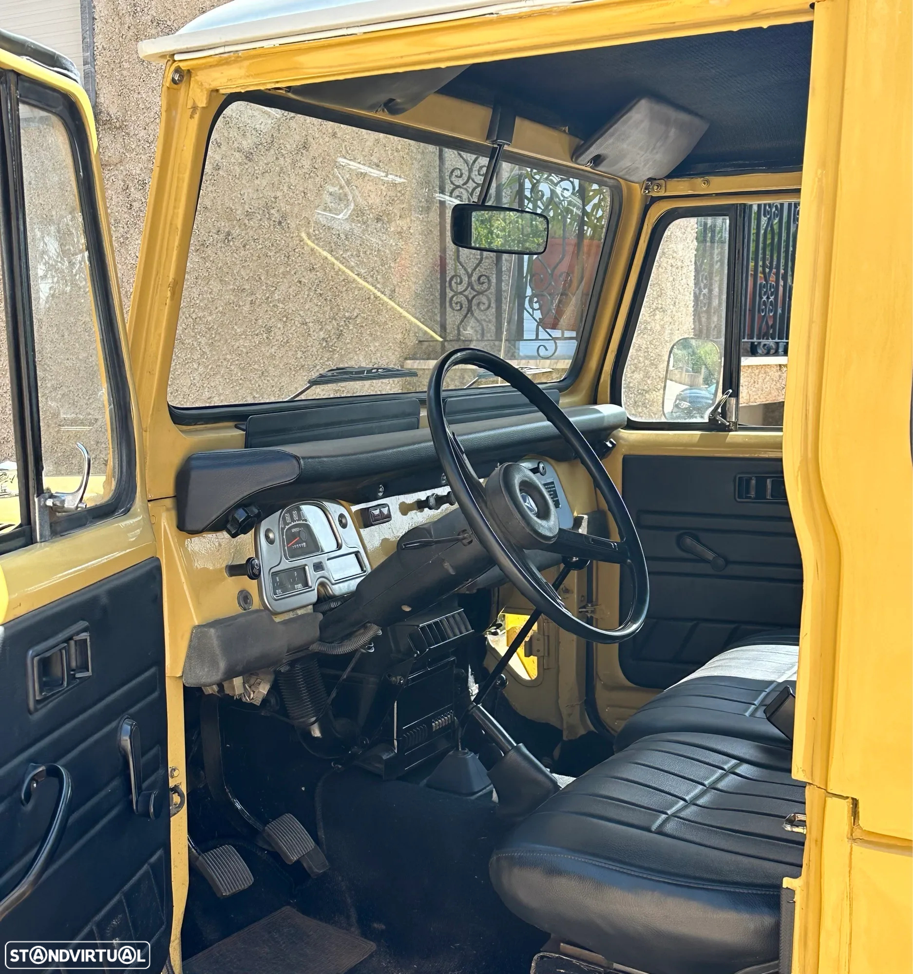 Toyota Land Cruiser - 3