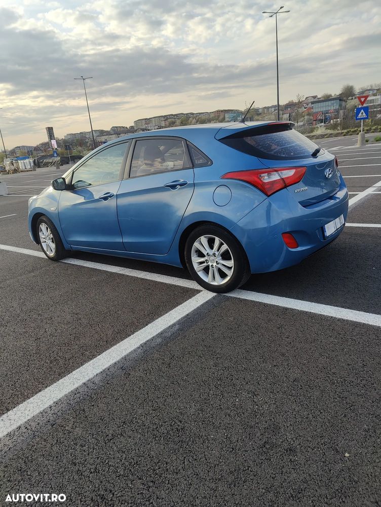 Hyundai i30 1.4MPi Comfort - 10