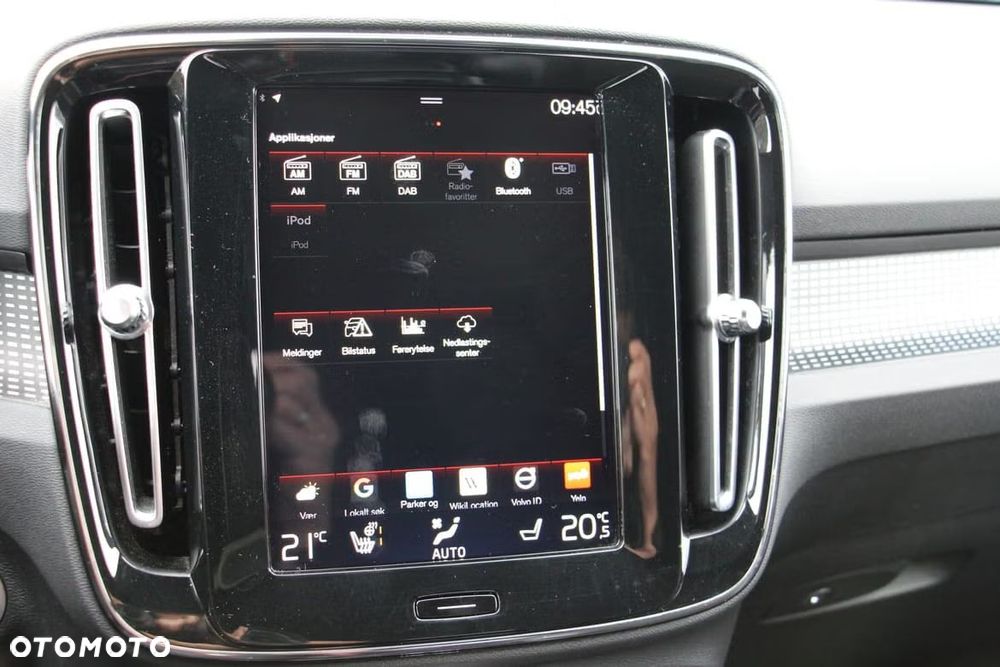 Volvo XC 40 D4 AWD Geartronic R-Design - 24