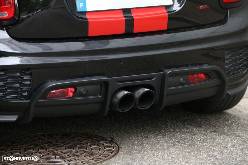 MINI 3 Portas John Cooper Works Essential - 9