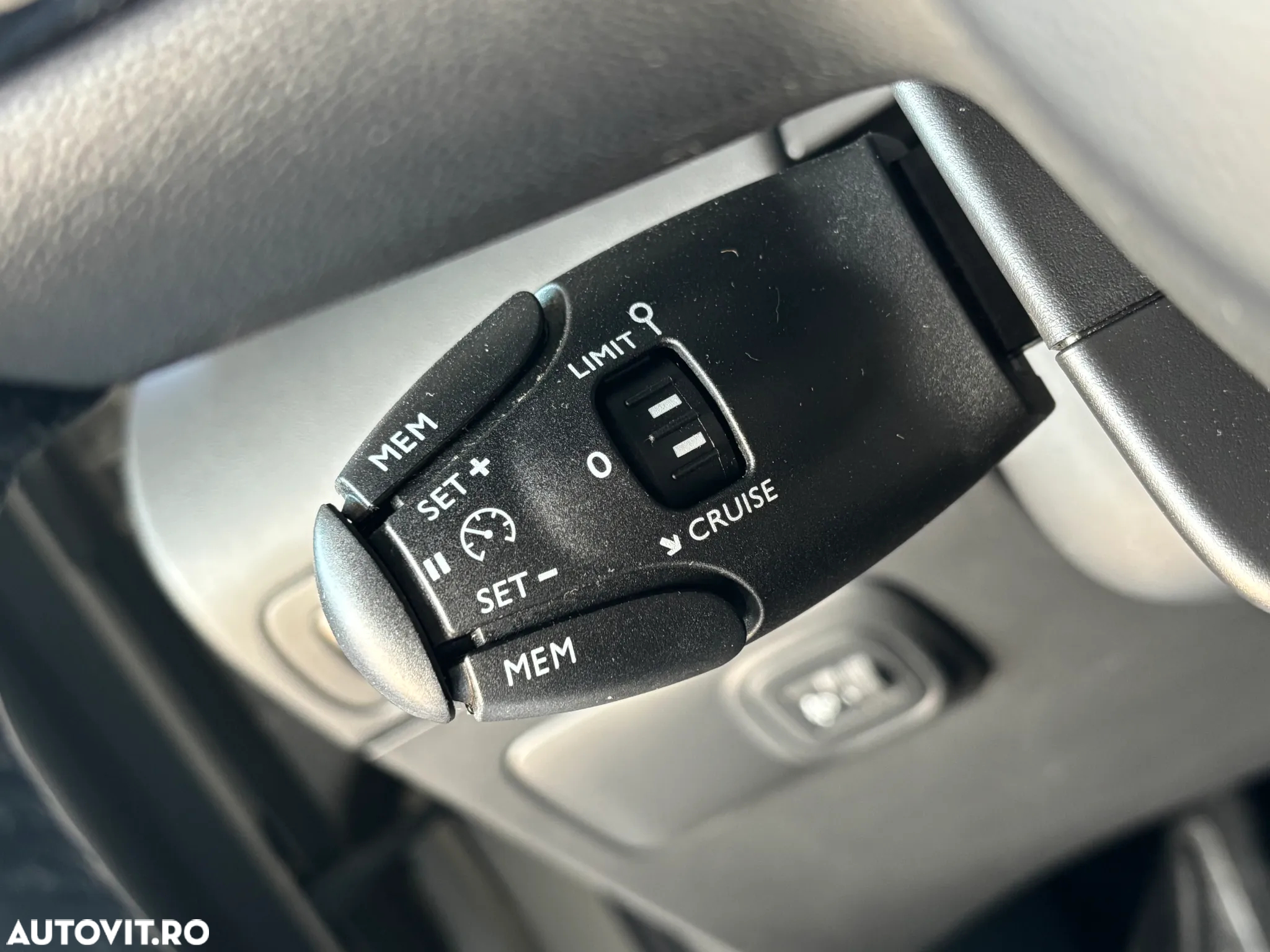 Citroën C3 AIRCROSS BlueHDI 100 Stop & Start Shine - 23