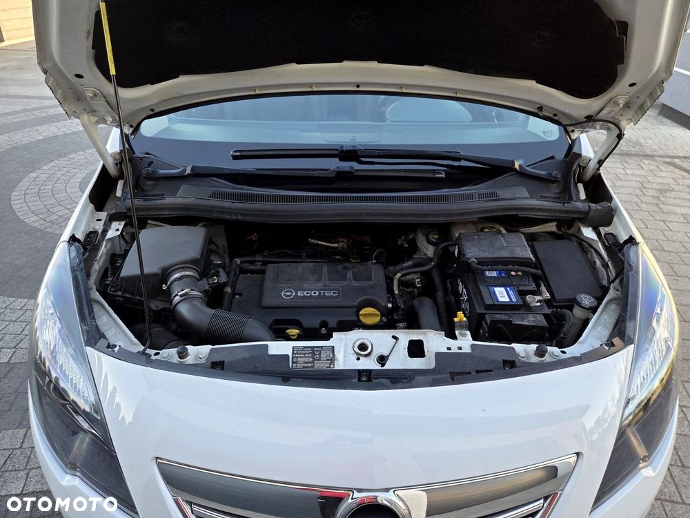 Opel Meriva - 32