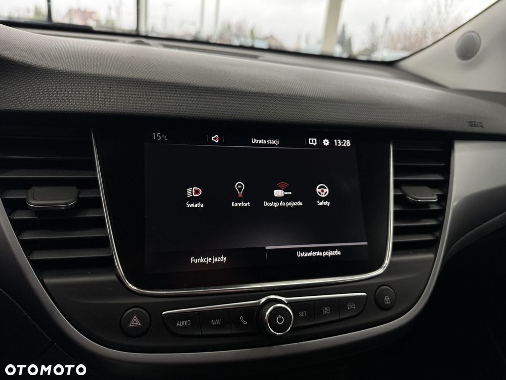 Opel Crossland X - 30