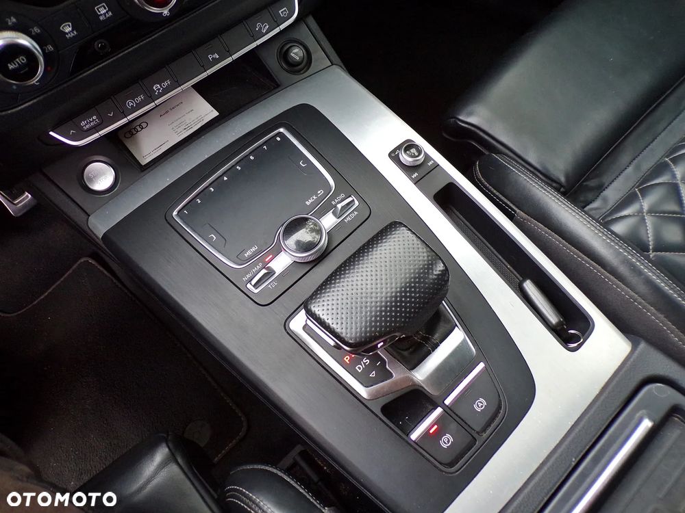 Audi Q5 2.0 TDI Quattro Sport S tronic - 24