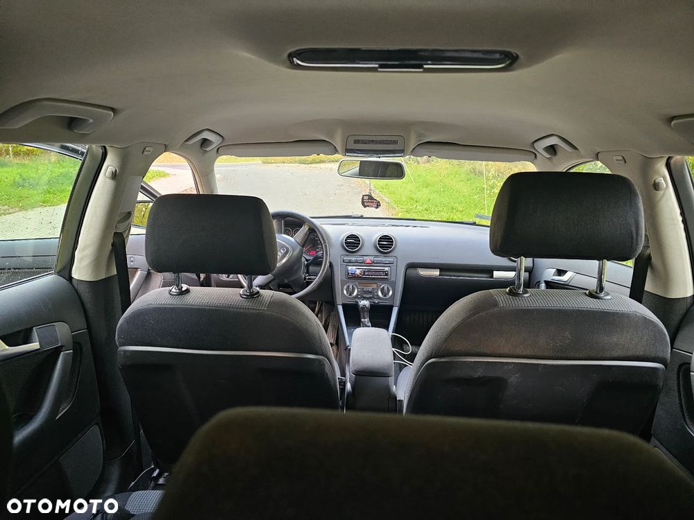 Audi A3 Sportback 2.0 TDI Ambiente - 6