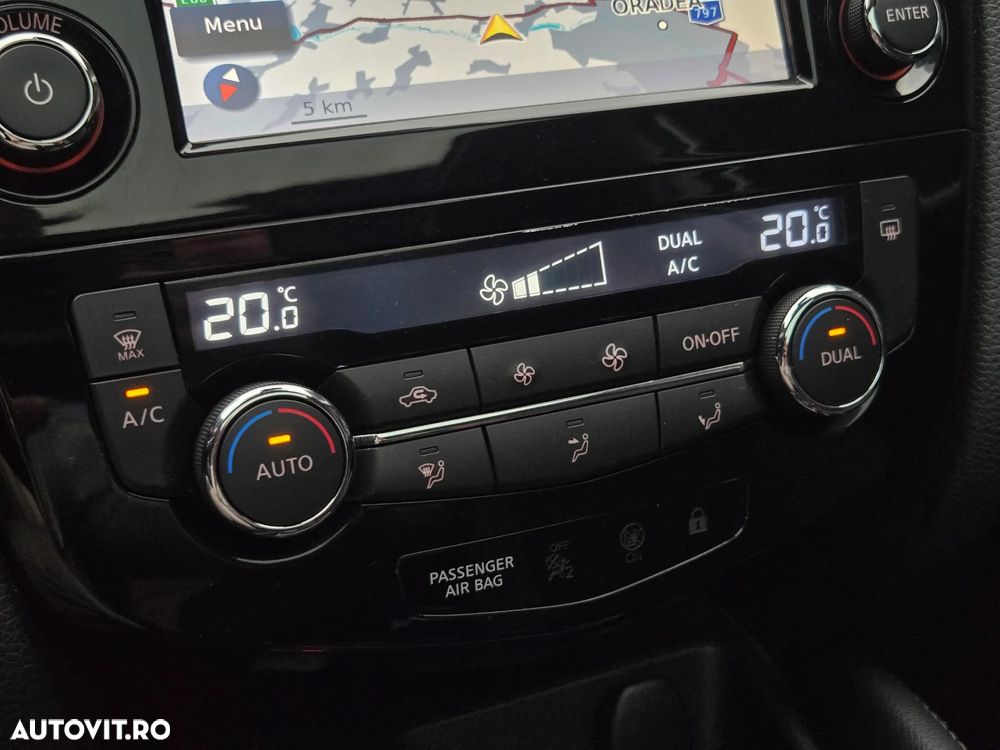 Nissan Qashqai 1.5 DCI TEKNA - 11