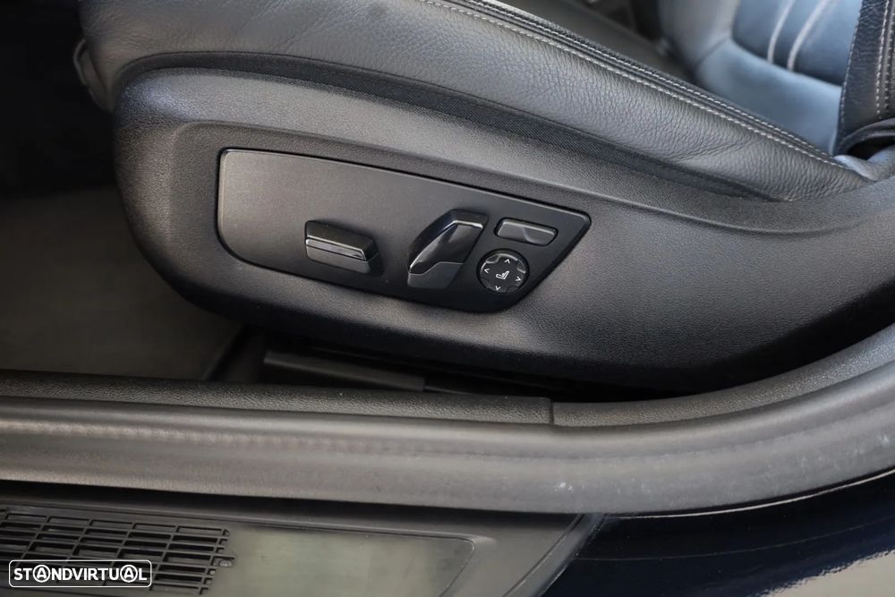 BMW 520 d Pack Desportivo M Auto - 54
