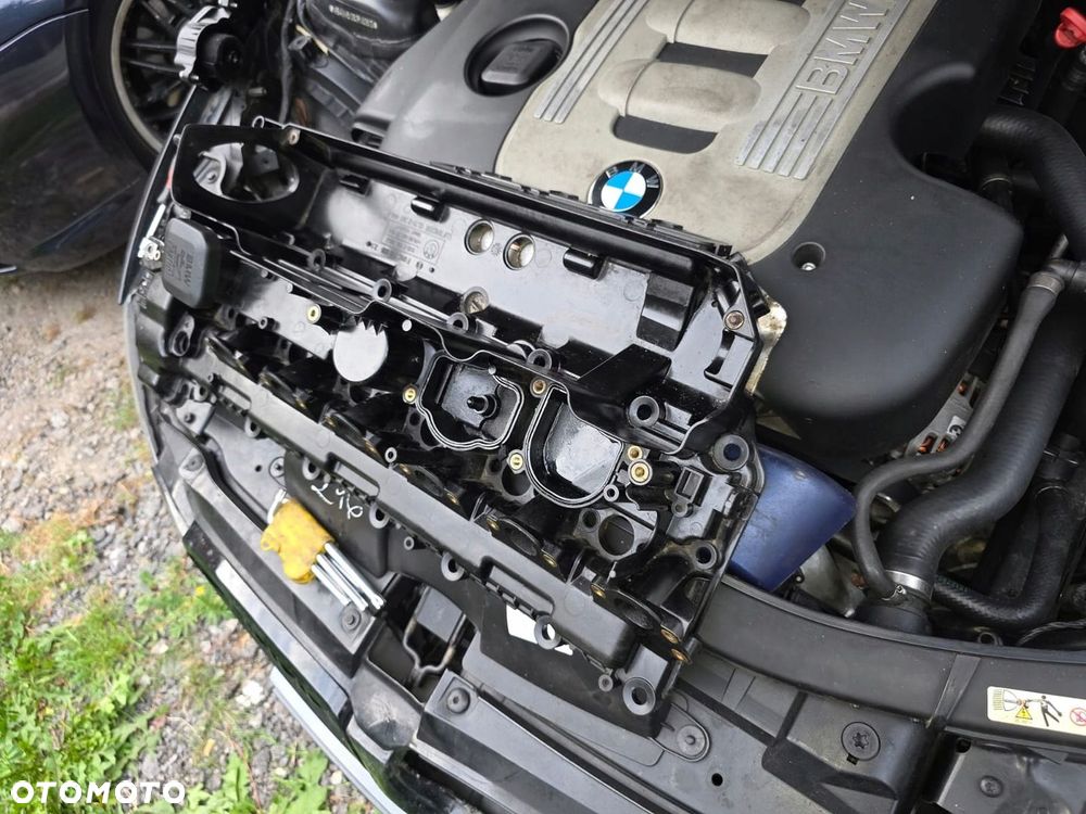 POKRYWA ZAWORÓW 77893959 BMW E60 E65 E70 E83 E90 3.0 D N47D30 - 2