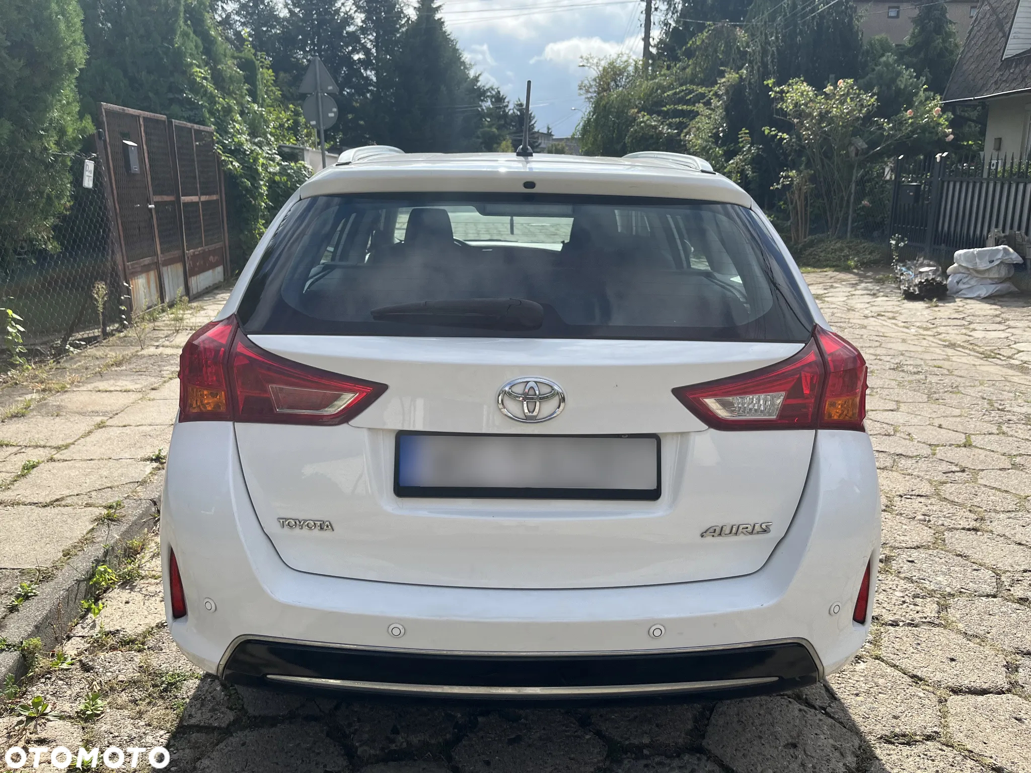Toyota Auris 1.6 Premium + - 6