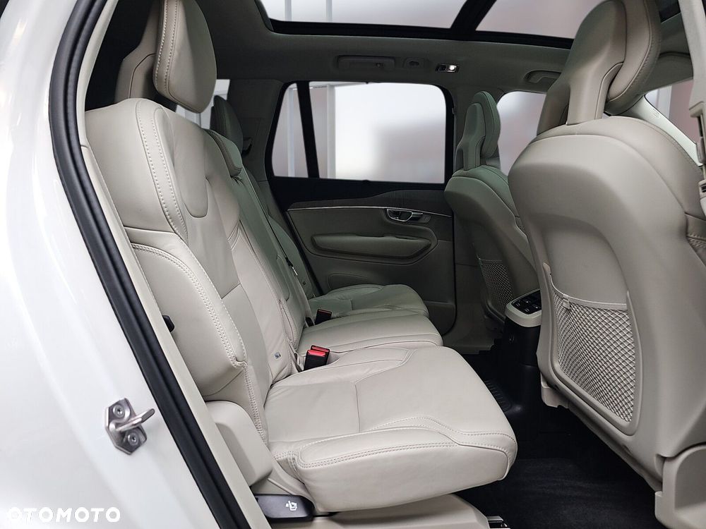 Volvo XC 90 T8 AWD Plug-In Hybrid Inscription 7os - 10