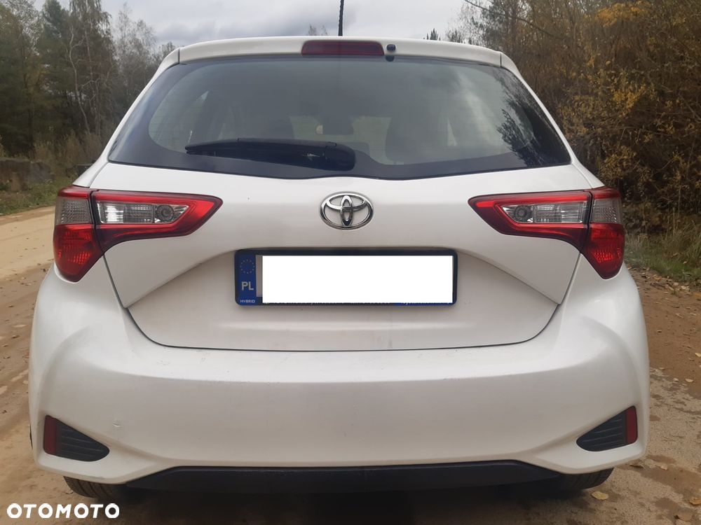 Toyota Yaris - 4