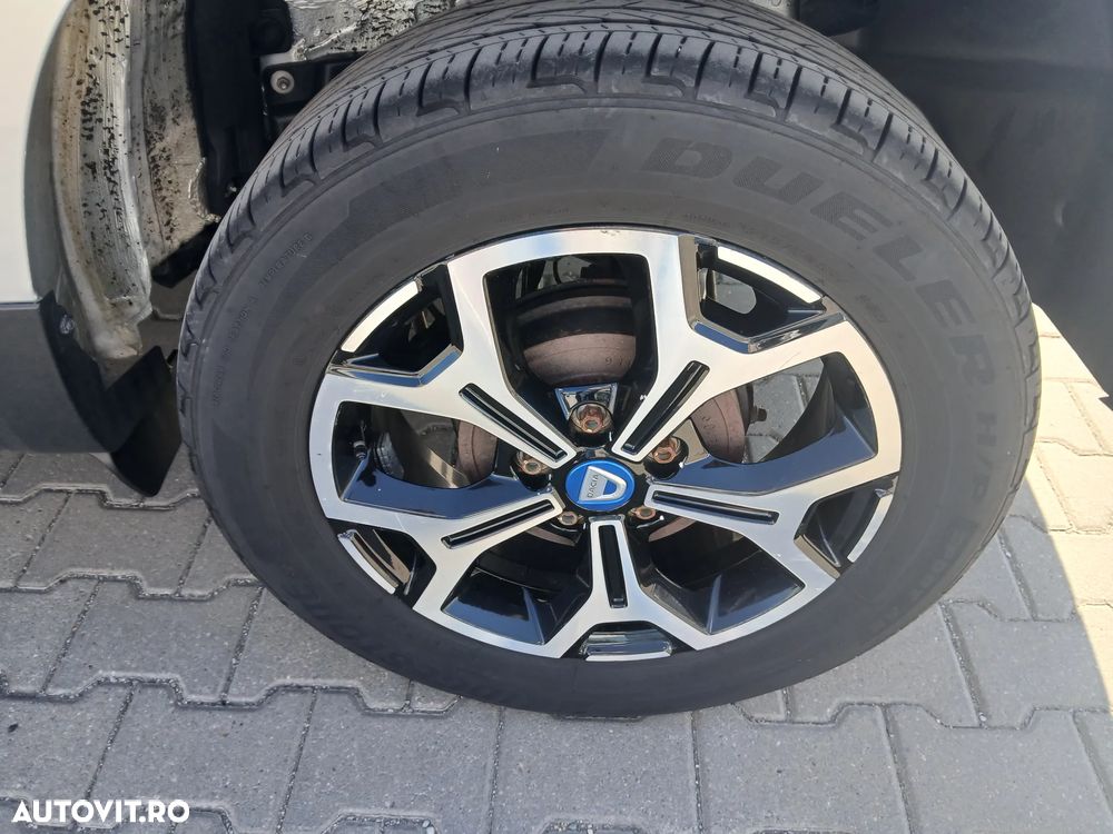 Dacia Duster 1.5 Blue dCi 4WD Prestige jante 17" - 11