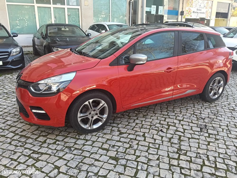 Renault Clio Sport Tourer 1.5 dCi GT Line - 23