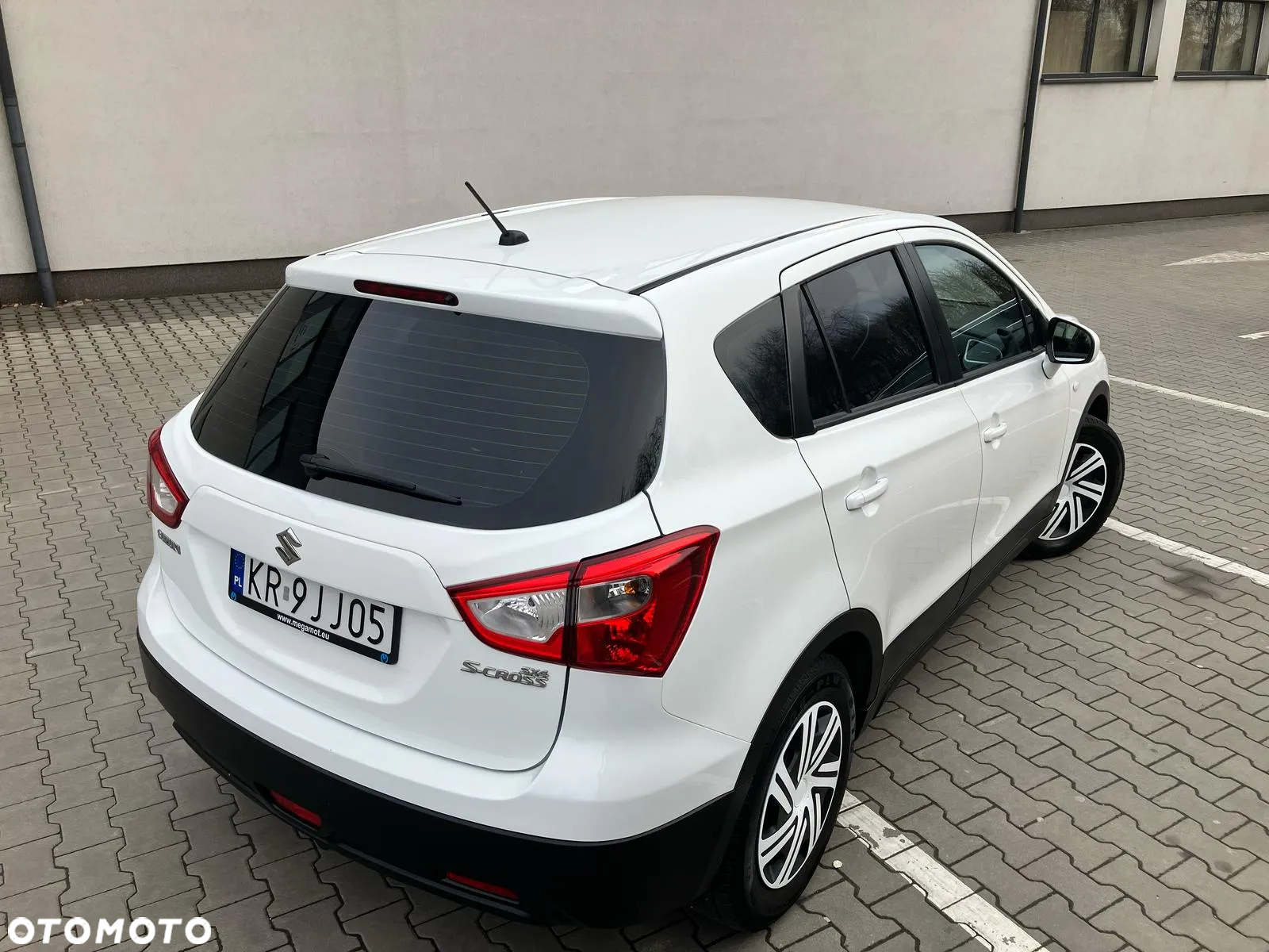Suzuki SX4 S-Cross 1.6 Comfort - 4