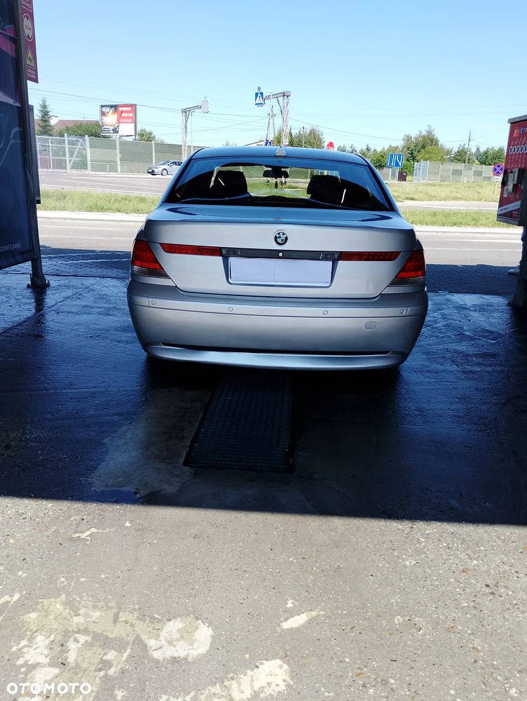 BMW Seria 7 - 2